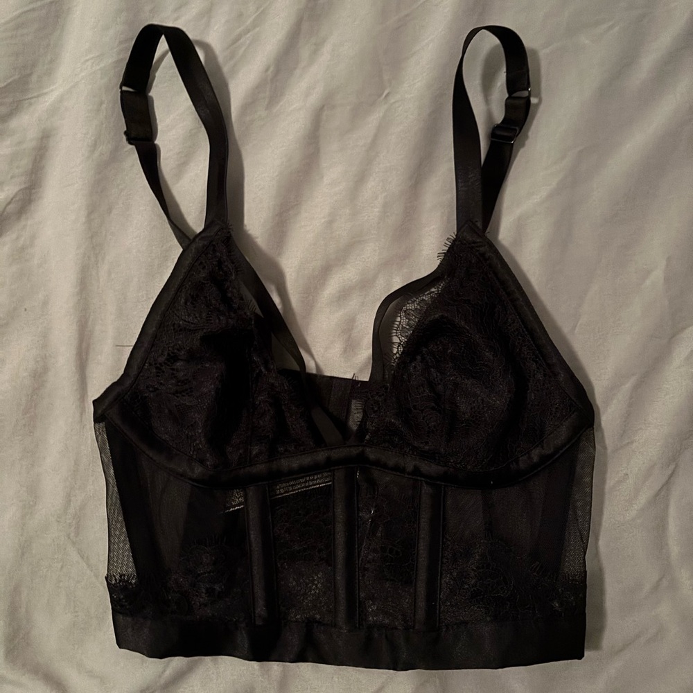Victoria’s secret Black Lace Bralette